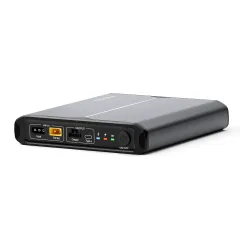 بطارية داش كام فيوفو BP100 سعة 7650mAh، تدعم وضع الوقوف الطويل وتتحمل الحرارة مع نظام مراقبة عبر البلوتوث.